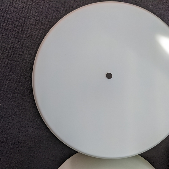 Sealing light white colour round shape set of 3. - Picture 3 of 4